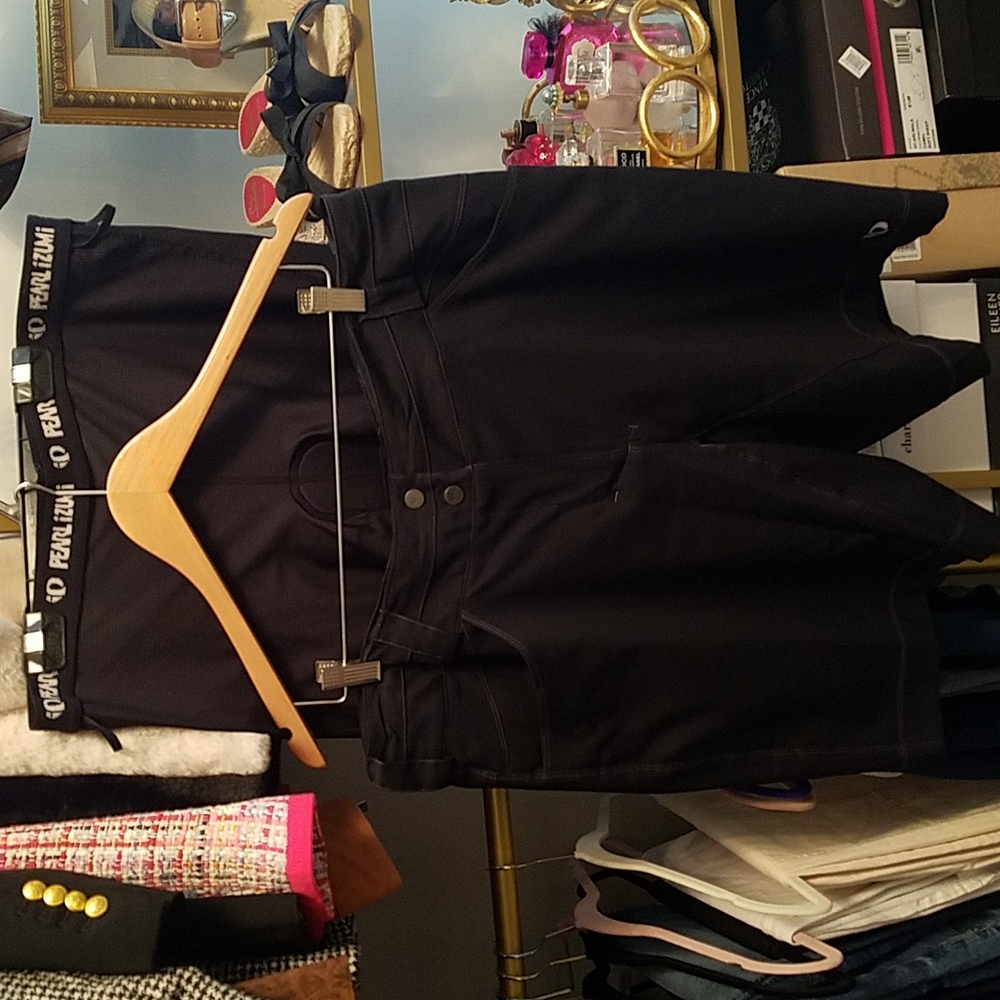 Pearl Izumi Biking/Cycling Shorts with Outer Shell